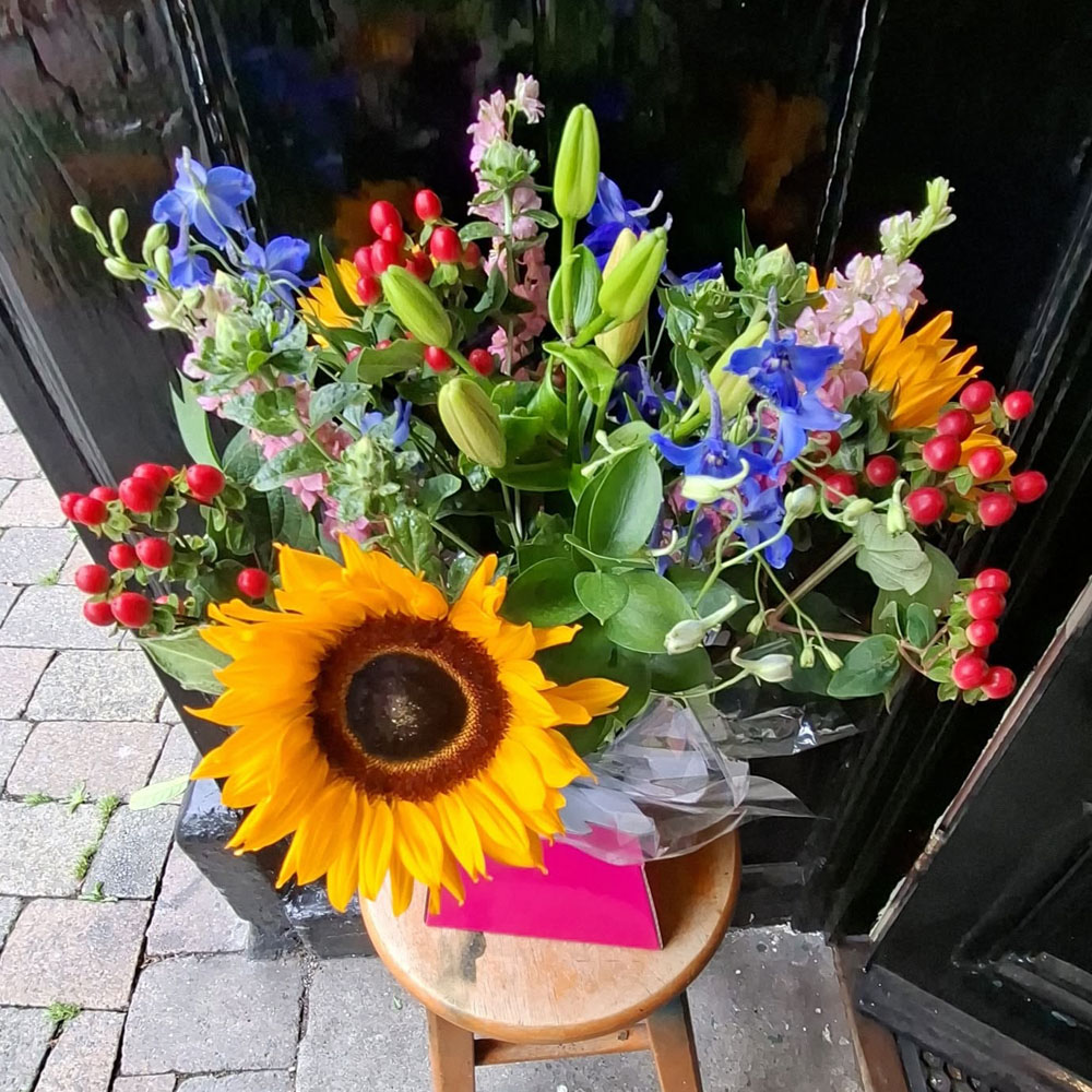 Lakeland Sunflower Bouquet Product Image