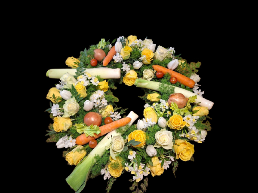 Gardener’s Wreath Product Image